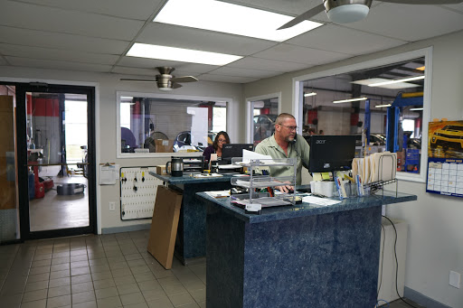 Car Dealer «New Wave Auto Sales», reviews and photos, 19206 US-19, Clearwater, FL 33764, USA