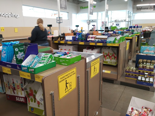 Supermarket «ALDI», reviews and photos, 111 Woodland Terrace E, Oak Ridge, TN 37830, USA