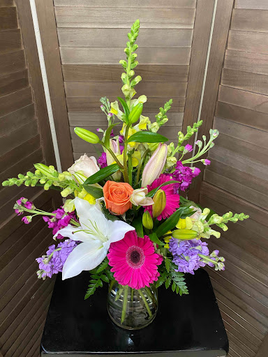 Florist «Red Mountain Florist, Inc.», reviews and photos, 6727 E McDowell Rd #105, Mesa, AZ 85215, USA