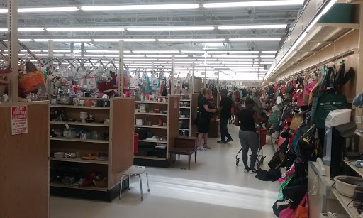 Thrift Store «Valley Thrift Store», reviews and photos, 1717 Woodman Dr, Kettering, OH 45420, USA