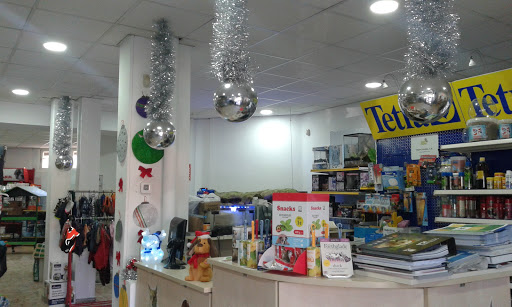 Tropi Fauna, C.B. - Yuncos