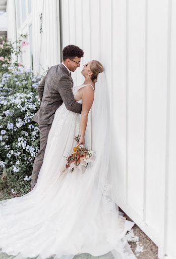 Bridal Shop «La Boutique De Bridal & Tuxes», reviews and photos, 3034 W New Haven Ave, West Melbourne, FL 32904, USA