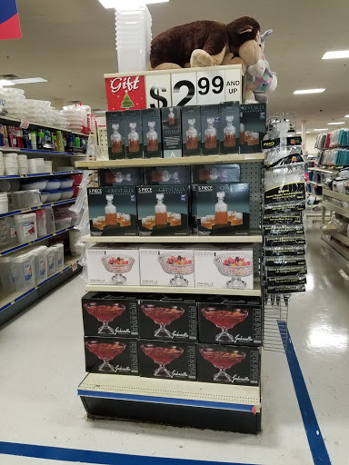 Discount Store «Roses», reviews and photos, 501 Adams Ave, Philadelphia, PA 19120, USA