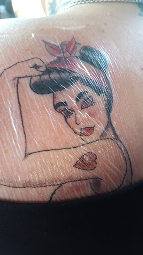 Tattoo Shop «Cincinnati Tattoo Studio», reviews and photos, 4951 Glenway Ave, Cincinnati, OH 45238, USA