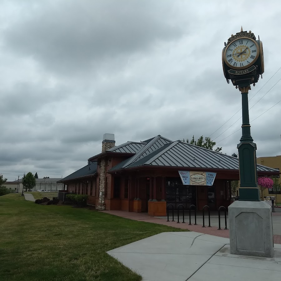 Railroad Park - Burlington Visitor Center & Amphitheater