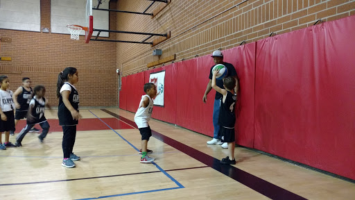 Community Center «The Salvation Army Anaheim Red Shield Church and Community Center», reviews and photos, 1515 W North St, Anaheim, CA 92801, USA