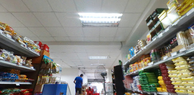 Comentarios y opiniones de Supermercado Mayorista Productos Congelados Santiago COMERCIALIZADORA YING & YANG