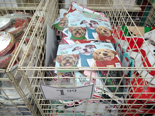 Home Goods Store «Christmas Tree Shops», reviews and photos, 15 Backus Ave Suite 42, Danbury, CT 06810, USA