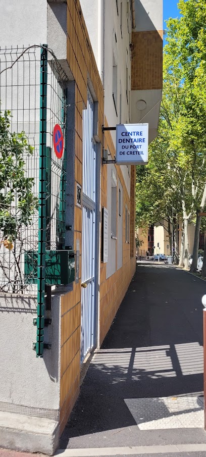 Centre Dentaire du Port de Créteil.