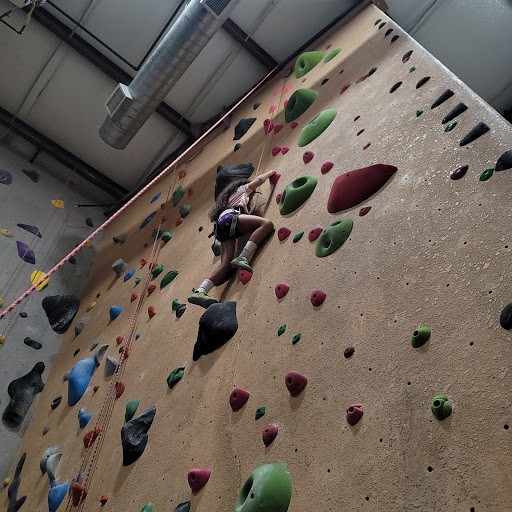 Gym «North Summit Climbing Gym», reviews and photos, 481 Bushkill Plaza Ln, Wind Gap, PA 18091, USA