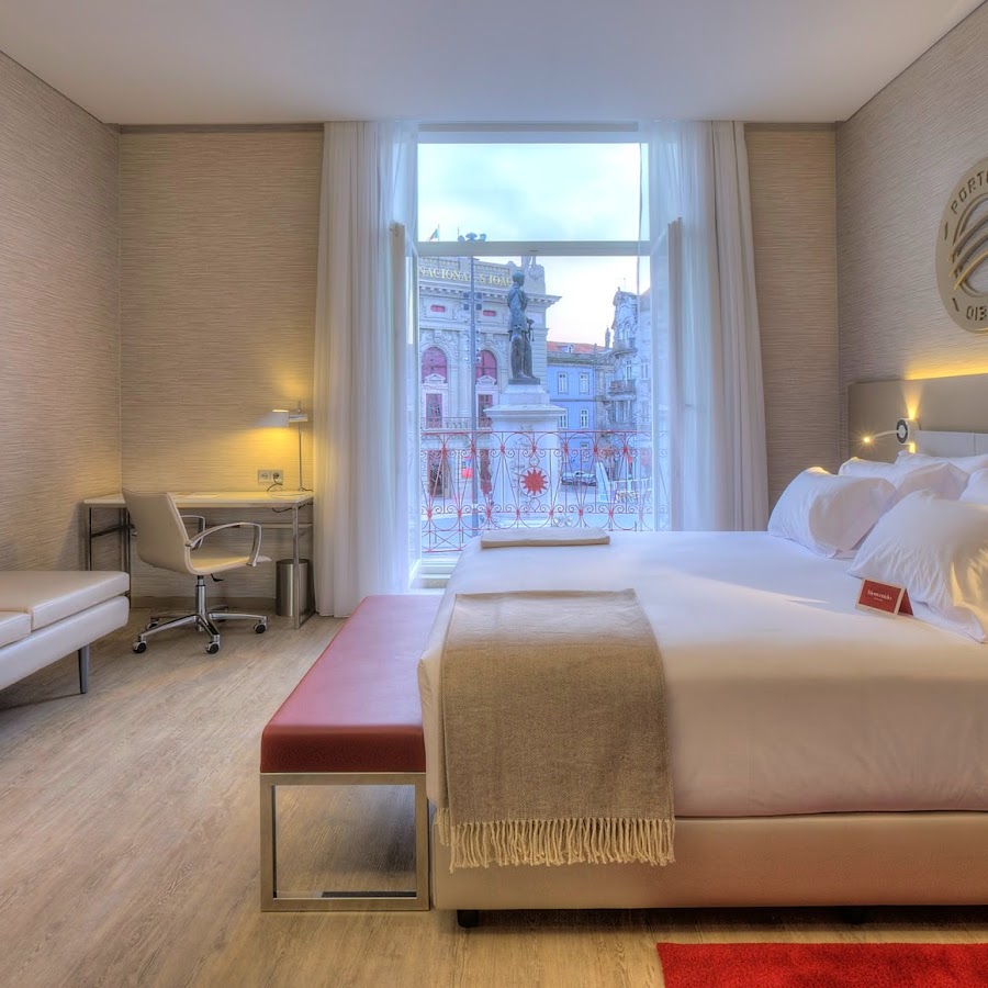 Hotel NH Collection Porto Batalha · Praça da Batalha 60, 4000-171 Porto, Portugal