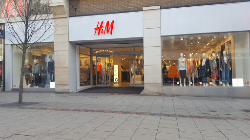 H&M