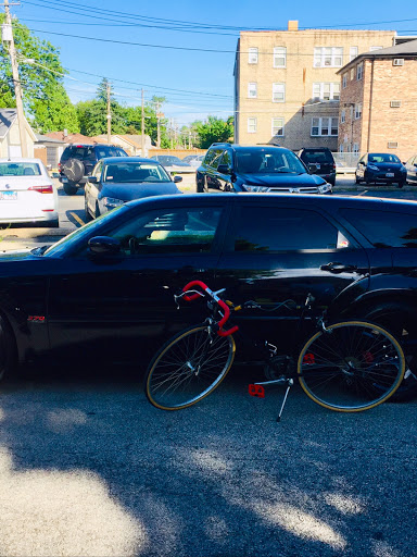 Bicycle Store «Cosmic Bikes Inc.», reviews and photos, 4641 N Milwaukee Ave, Chicago, IL 60630, USA