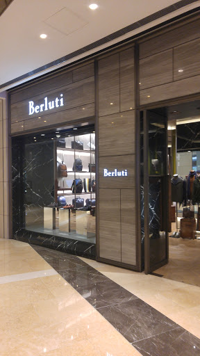 BERLUTI Macau One Central Store