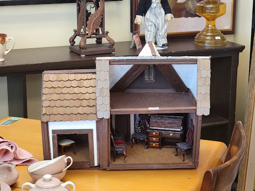 Non-Profit Organization «CASA Community Thrift Shop», reviews and photos