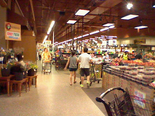 Supermarket «Wegmans», reviews and photos, 15 Woodbridge Center Dr, Woodbridge, NJ 07095, USA