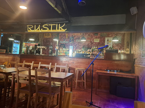 Rustik Pub Restaurante em Azeitão