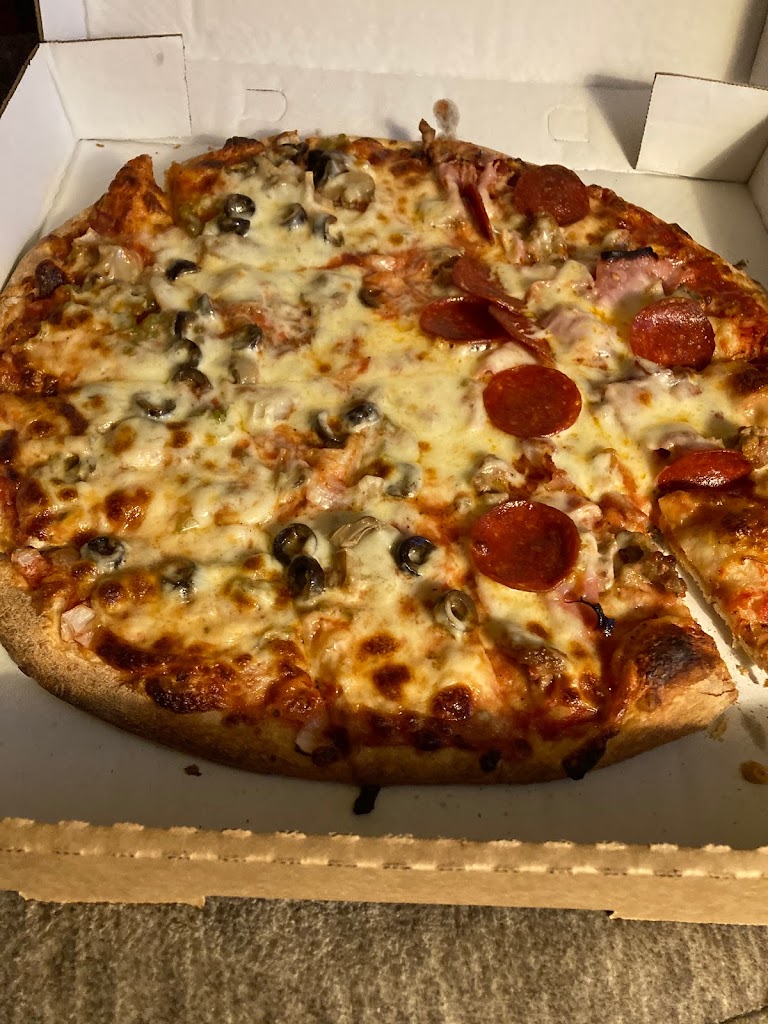 Joe's Pizzeria in Lincoln (not Springfield) 62656