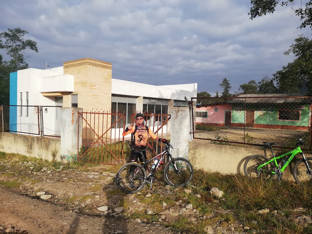 Escuela Quiche, Chiquinquirá