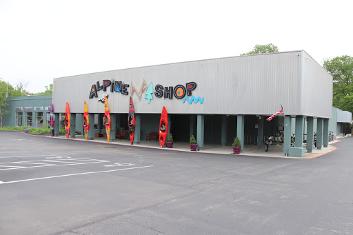 Outdoor Sports Store «Alpine Shop - Kirkwood, MO», reviews and photos, 440 N Kirkwood Rd, Kirkwood, MO 63122, USA
