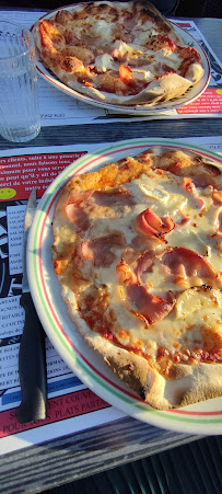 Pizza du Restaurant Cote Plage à Courseulles-sur-Mer - n°3