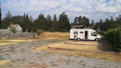 Air de camping car à Saint-Alban-Auriolles