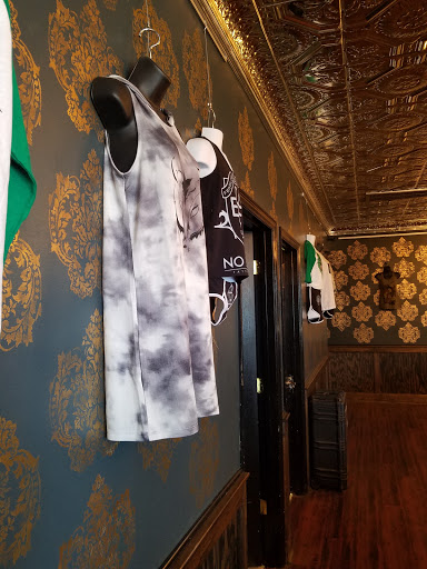 Tattoo Shop «No Egrets Tattoo Studios», reviews and photos, 1128 College St, Clarksville, TN 37040, USA