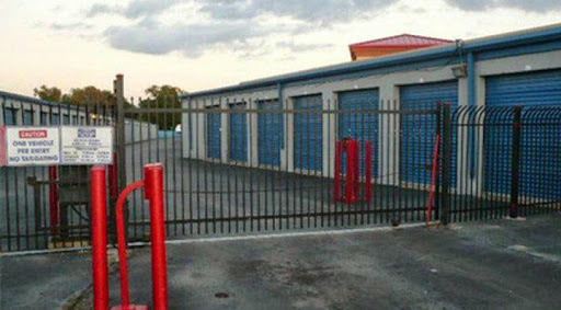 Self-Storage Facility «Store It All Self Storage - Airline», reviews and photos, 11820 Airline Dr, Houston, TX 77037, USA
