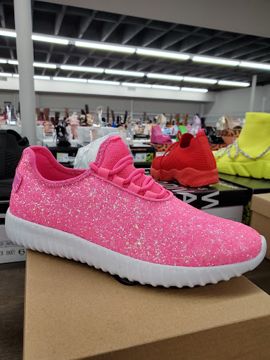 Shoe Store «SHOE! TIME 87», reviews and photos, 8533 S Cottage Grove Ave, Chicago, IL 60619, USA