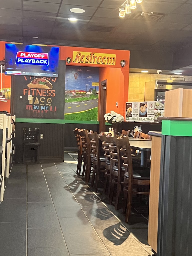 Taqueria Las Lalis 41101