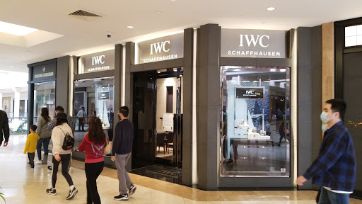 IWC Schaffhausen Boutique – Costa Mesa