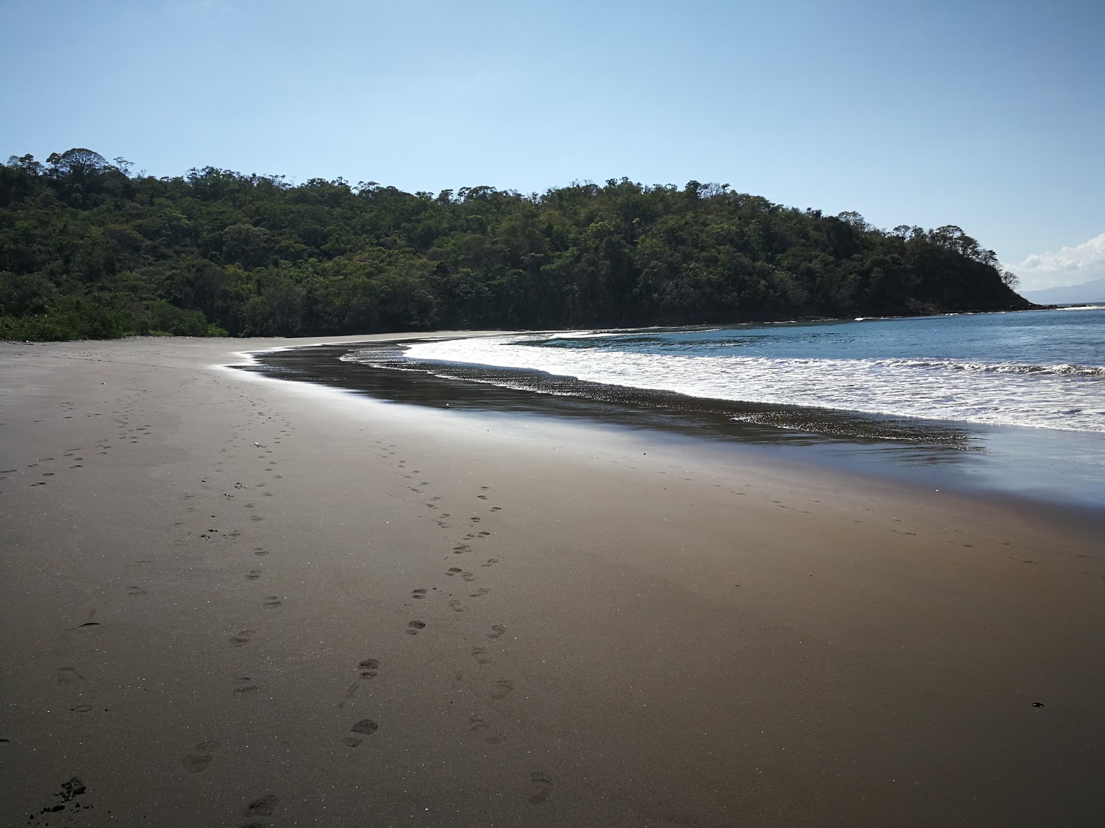 Foto von Playa Corralillo mit geräumiger strand