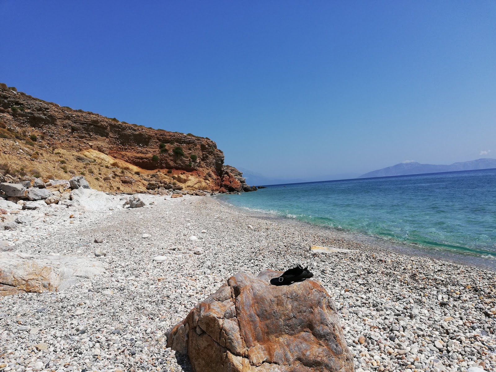 Anefanti beach'in fotoğrafı çok temiz temizlik seviyesi ile
