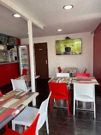 Atmosphère du Restaurant MC KEBAB CAFE à Saint-Alban - n°1