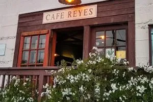 Cafe Reyes image