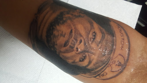 Tattoo Shop «Artistic Encounter», reviews and photos, 3920 Rosemeade Pkwy #170, Dallas, TX 75287, USA