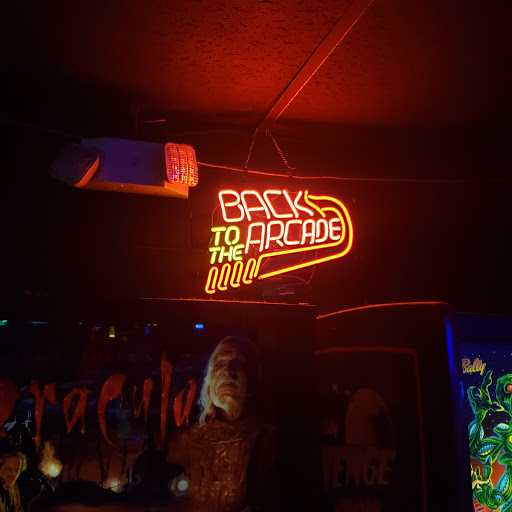 Bar & Grill «The Wormhole Neighborhood Pub & Music Venue», reviews and photos, 2307 Bull St, Savannah, GA 31401, USA