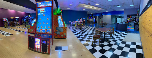 Bowling Alley «Crossroads Bowling Center», reviews and photos, 4370 Dowlen Rd, Beaumont, TX 77706, USA