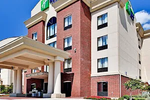 Holiday Inn Express & Suites DFW West - Hurst image
