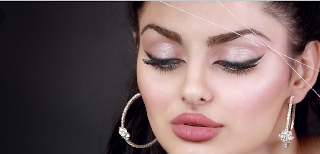 Special Eyebrow Threading 84120