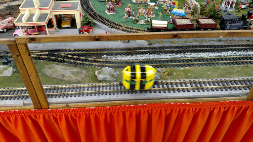 Shopping Mall «Crossville Outlet Center», reviews and photos, 228 Interstate Dr, Crossville, TN 38555, USA