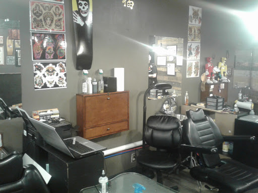 Tattoo Shop «Grimm City Tattoos», reviews and photos, 415 Harding Pl, Nashville, TN 37211, USA