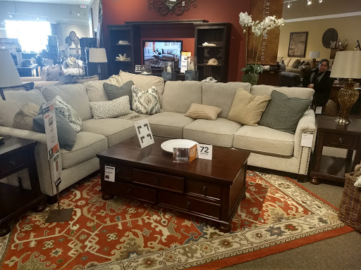 Furniture Store «Ashley HomeStore», reviews and photos, 200 Broadview Village Square, Broadview, IL 60155, USA