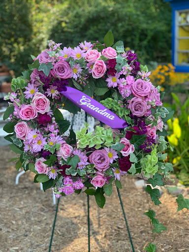 Florist «Country Cottage», reviews and photos, 795 Rappahannock Dr, White Stone, VA 22578, USA