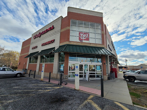 Drug Store «Walgreens», reviews and photos, 241 N Washington Ave, Bergenfield, NJ 07621, USA