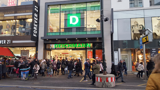 Stores to buy women's sandals Düsseldorf