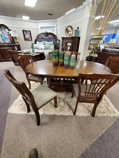Furniture Store «Farmers Home Furniture», reviews and photos, 15 Plaza Dr, Winder, GA 30680, USA