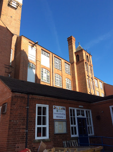 Reviews of Abbey Mead Primary Academy in Leicester - School