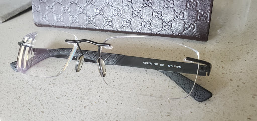 Optician «All American Eyeglass Repair», reviews and photos, 5610 Southwest Fwy, Houston, TX 77057, USA