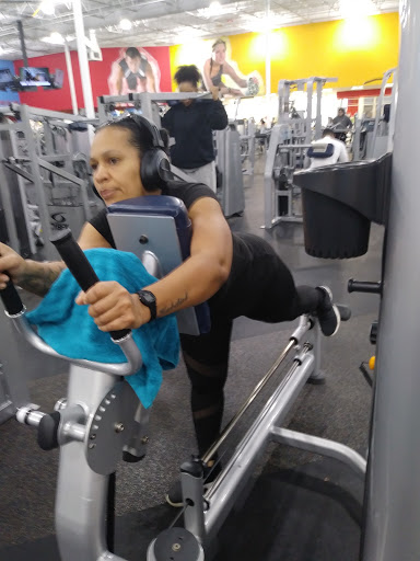Gym «Fitness Connection - Arlington», reviews and photos, 3775 S Cooper St, Arlington, TX 76015, USA